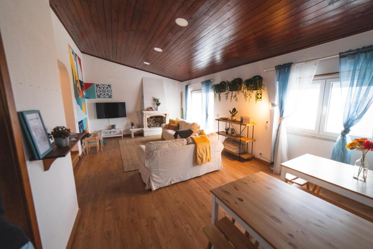 Albergue Gundi House Ericeira Exterior foto